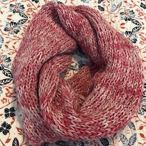 Chunky infinity scarf